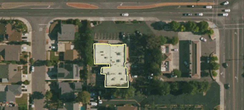 1830 Cochran St