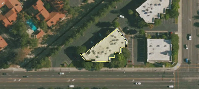 3355 Cochran St