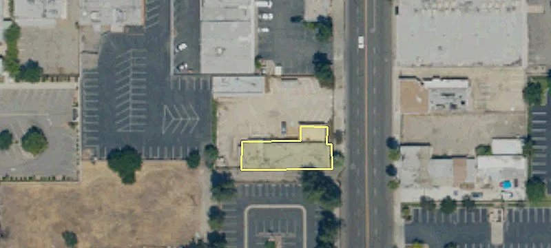 670 Arrowhead Ave