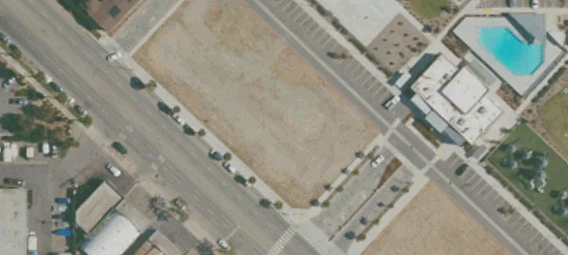 Oxnard Blvd