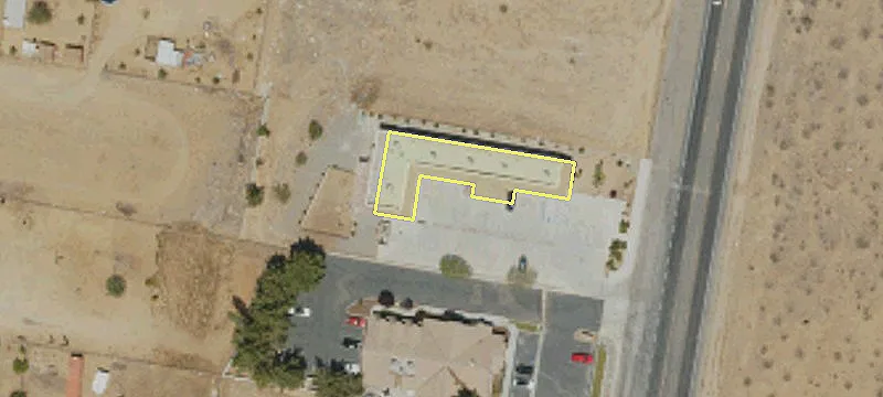11724 Hesperia Rd