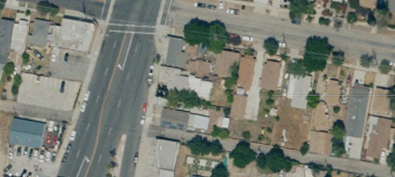 424 8th St