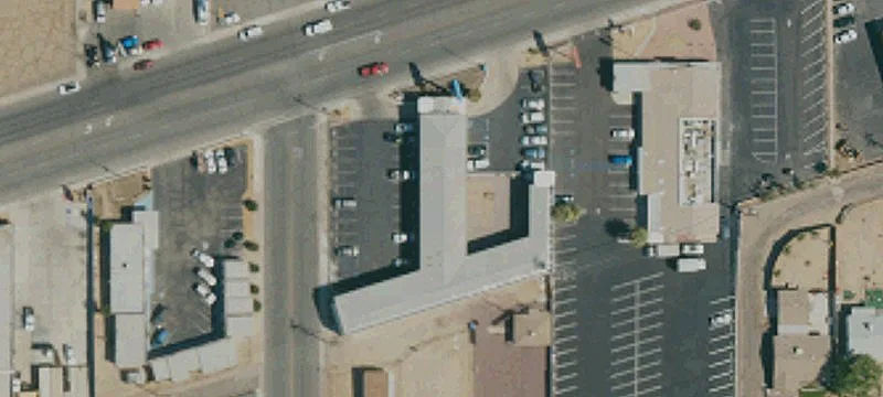 1350 Main St