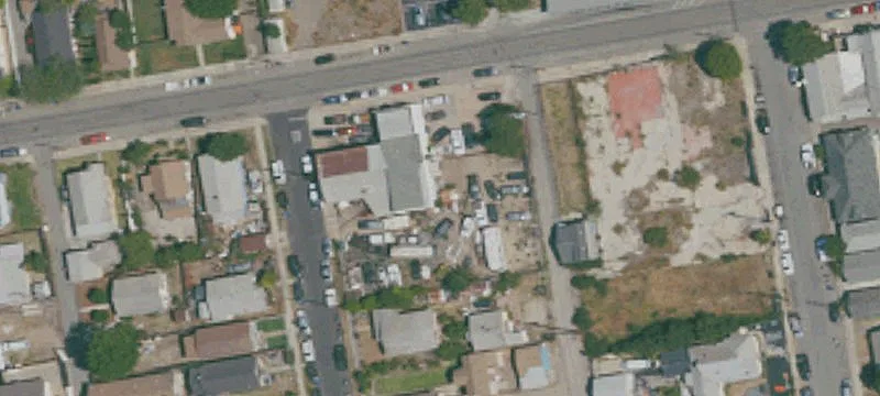 558 Santa Clara St