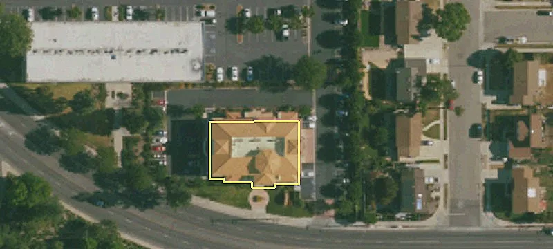 2051 Royal Ave