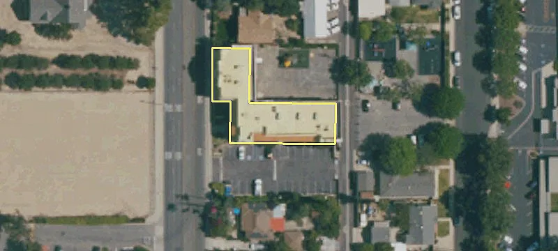216 Moorpark Ave