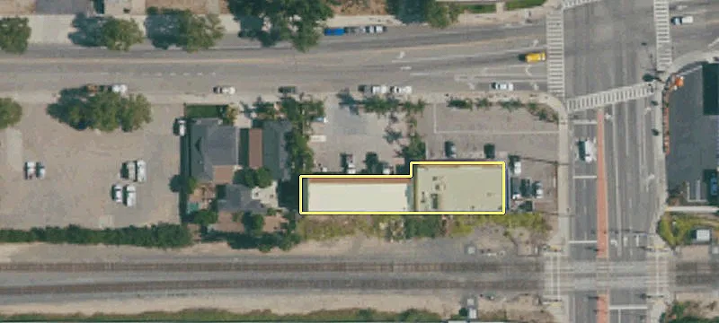 460 High St