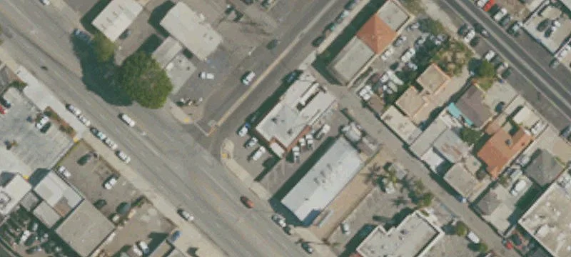 1420 Oxnard Blvd