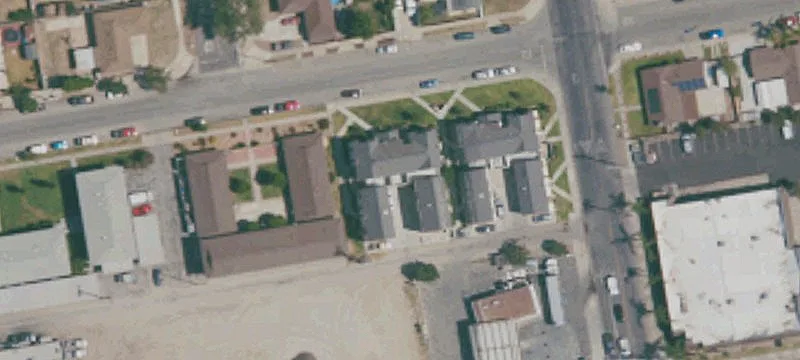 1114 El Paseo St