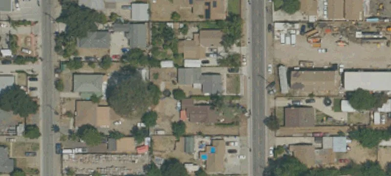 11198 Roswell Ave