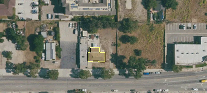 415 High St