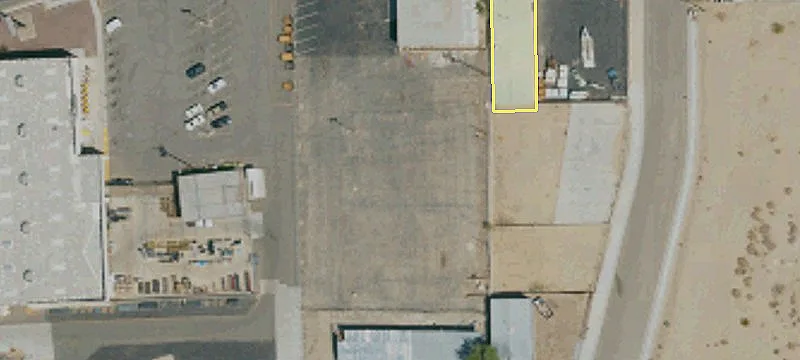 2400 Main St