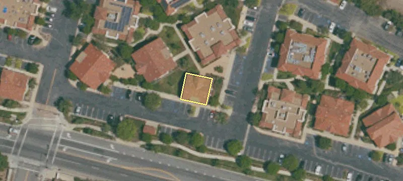 3245 Old Conejo Rd, Unit 18