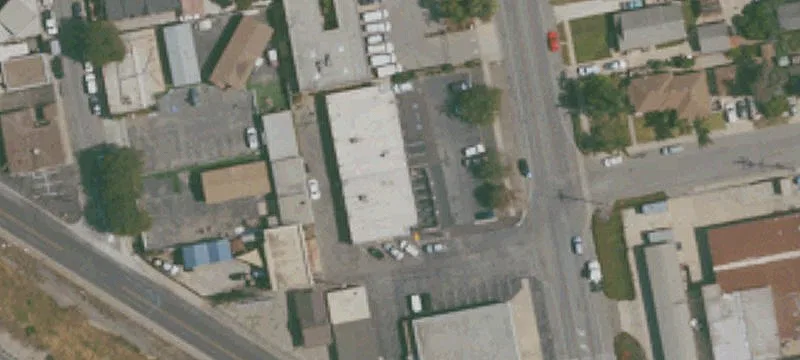 2463 Grand Ave