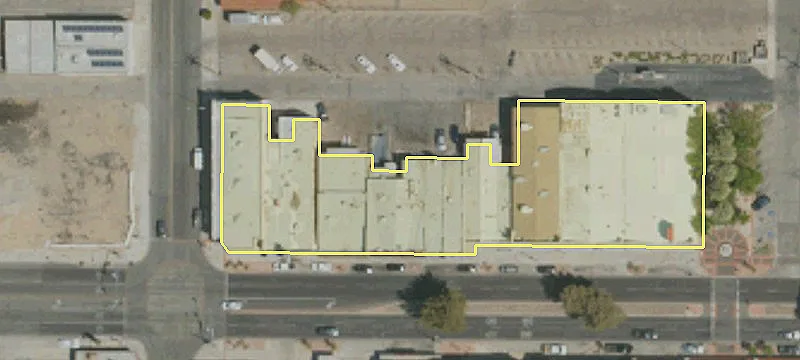215 Main St