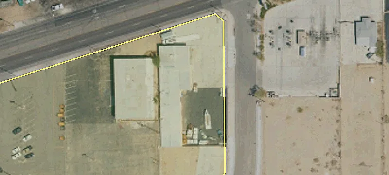 2380 Main St