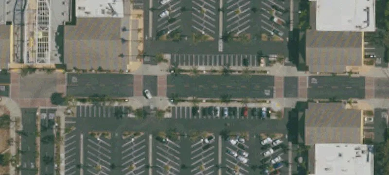 2000 Outlet Ctr Dr