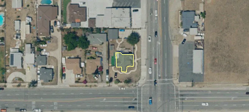 7686 Sierra Ave