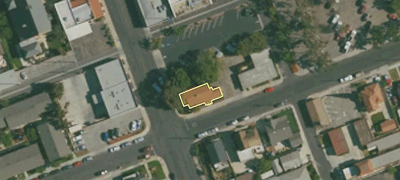 803 Yale St