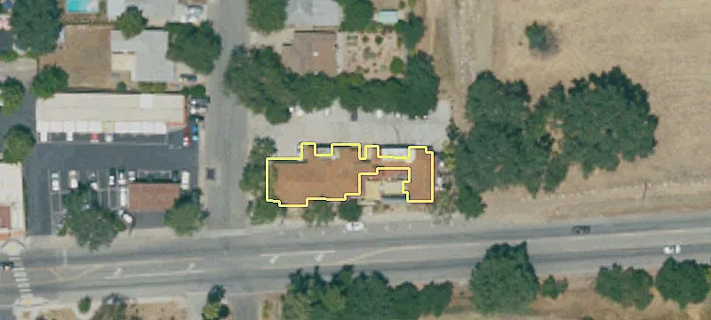 1002 Ojai Ave