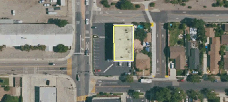 530 Moorpark Ave