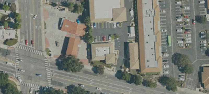 1261 1000th Oaks Blvd