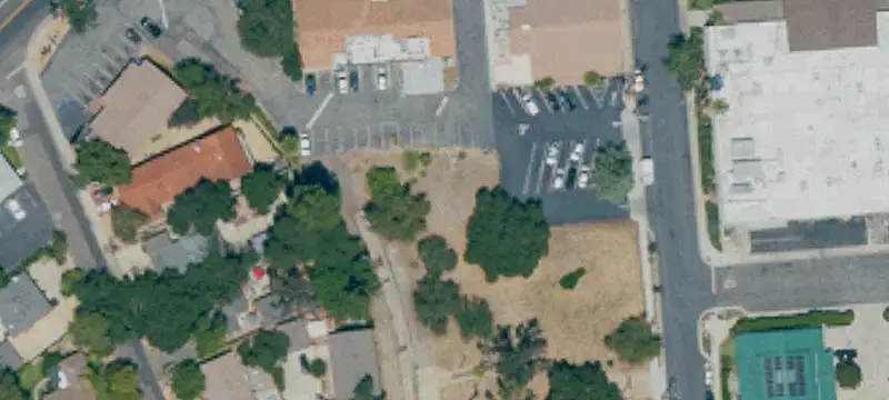 Ojai Ave