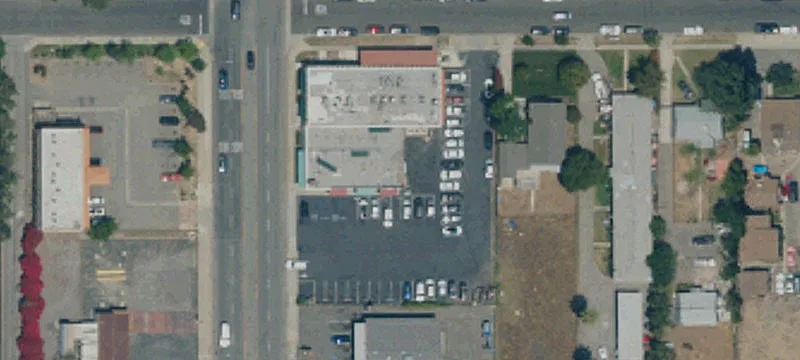 409 Riverside Ave