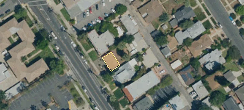 321 Cajon St