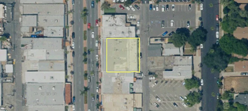 8551 Sierra Ave