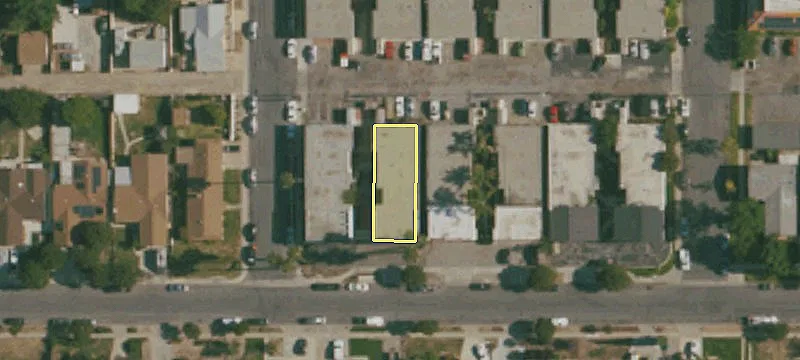 927 Ventura Ave