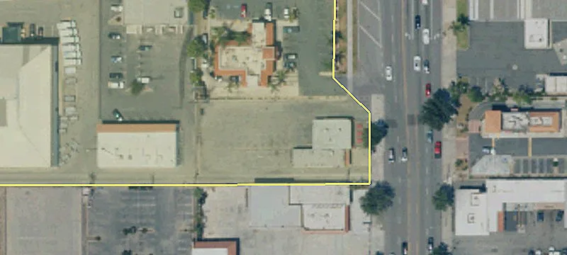 8138 Sierra Ave