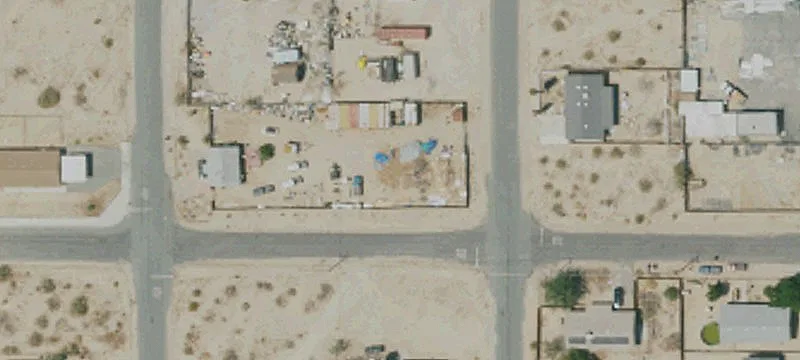Mariposa Ave