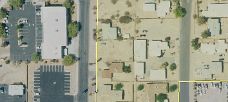 Ocotillo Ave