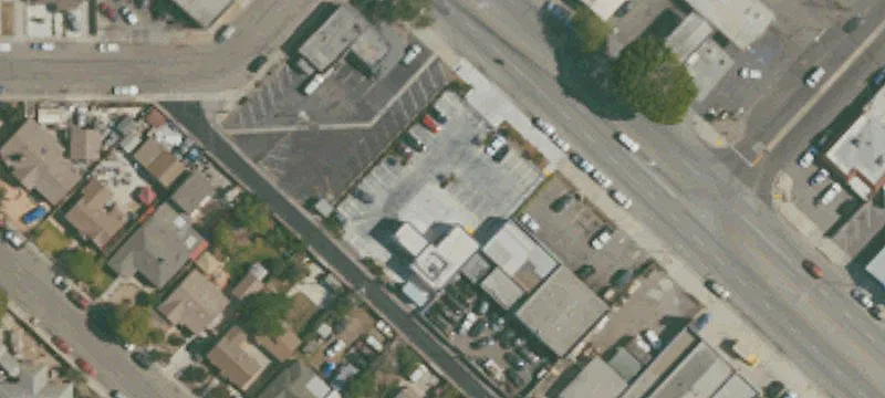 1345 Oxnard Blvd