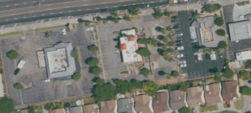 736 Ventura St