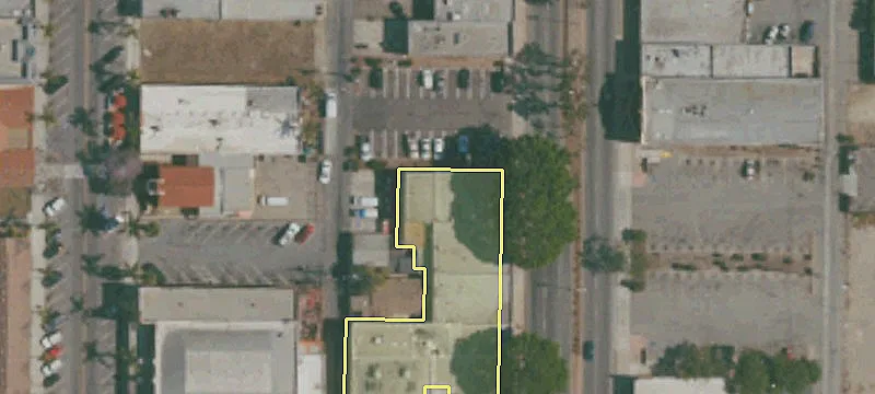 637 Oxnard Blvd