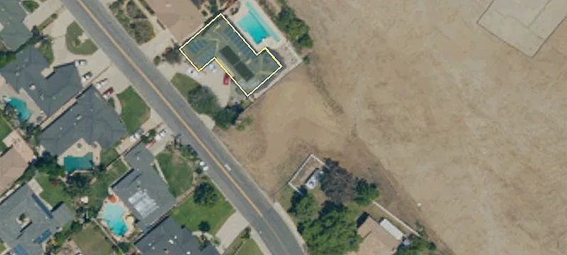 Sycamore Ave