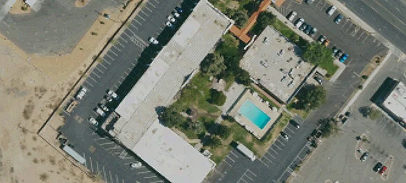 1520 Main St