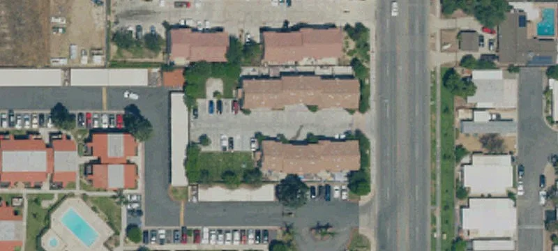 1012 Riverside Ave