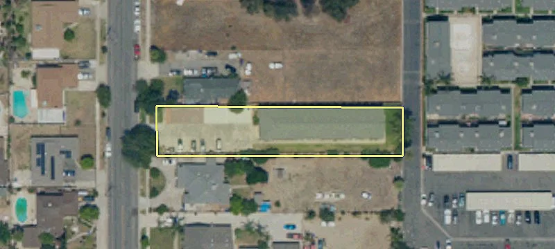 9221 Oleander Ave