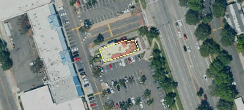 4424 University Pkwy