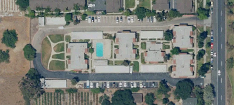 2050 Euclid Ave