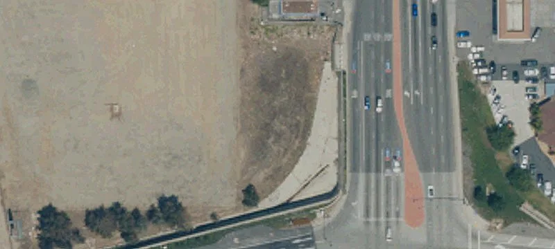 Riverside Ave