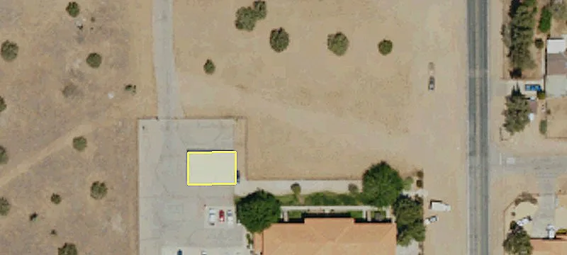 9578 Maple Ave