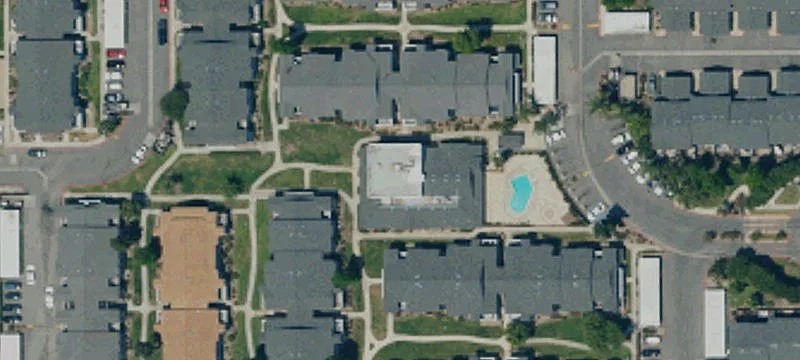 380 Linden Ave