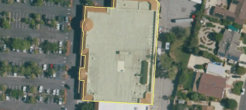 1790 Moorpark Rd