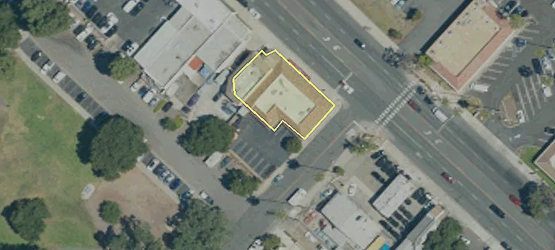 2626 1000th Oaks Blvd