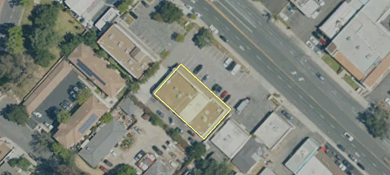 3166 1000th Oaks Blvd