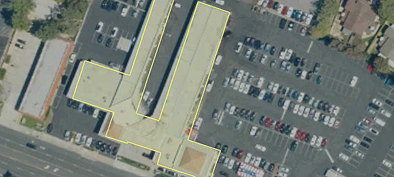 2401 1000th Oaks Blvd